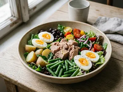 Nicoise bowl s tuňákem a vejcem